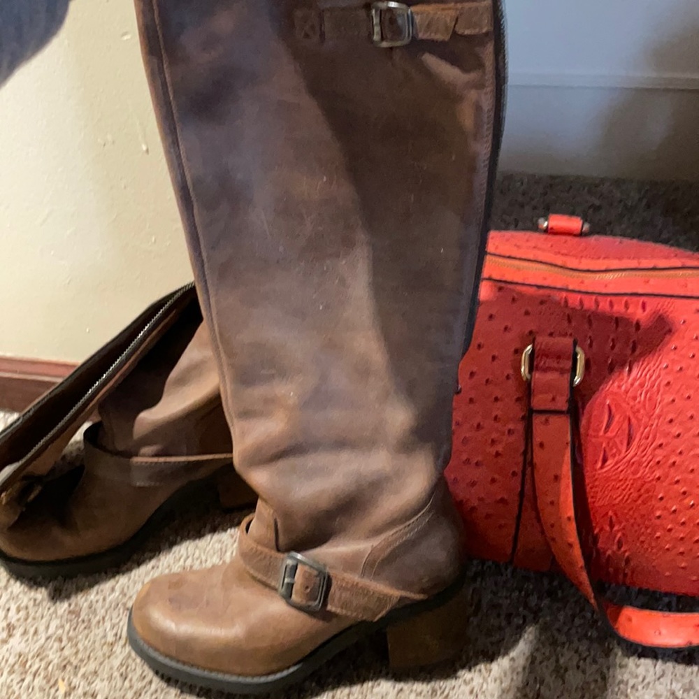 Steve Madden Brown rugged tall boots